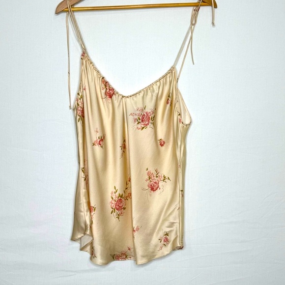 Reformation Beatrice Top - Picture 1 of 7